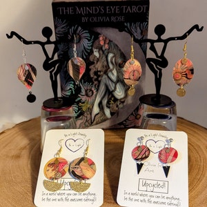 Pendientes de Tarot Art, viaje espiritual, místicos, oráculo, reciclados, moda ecológica, reutilizados, únicos, ánimo, guía, ligeros.