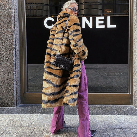 How to Wear Leopard Print Coat Without Looking Matronly - Creative