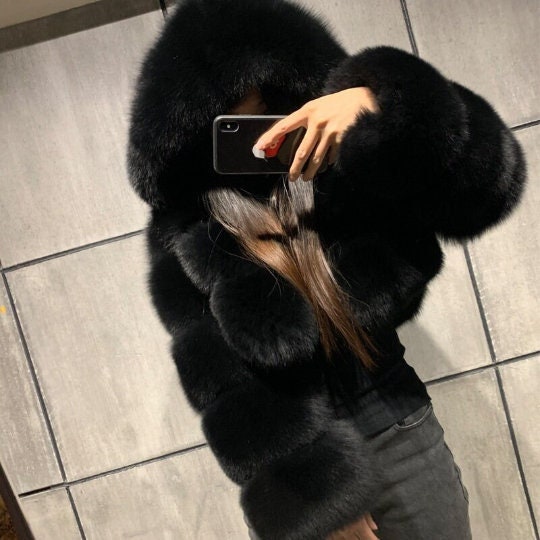 Fluffy cropped shop coat