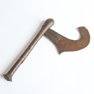 Nsapo Kilonda ceremonial copper axe, Congo 1900s | Songye