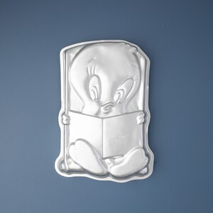 Vintage 1979 Tweety Bird Wilton cake pan