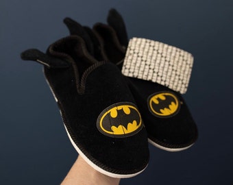 1991 Vintage DC Comic Batman slippers size 3