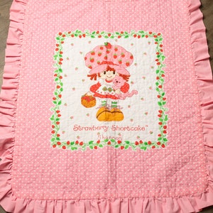 Vintage Strawberry Shortcake blanket throw