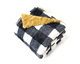 SOFT Black Buffalo Check Blanket, Buffalo Plaid Throw, Rustic Blanket, Golden Throw, Warm Winter Blanket, Minky Blanket, Faux Fur Blanket