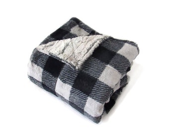SOFT Black Buffalo Check Blanket, Buffalo Plaid Throw, Rustic Blanket, Minky Throw, Warm Winter Blanket, Minky Blanket, Faux Fur Blanket