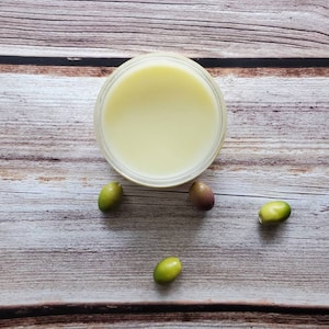 Greek Olive Oil Moisturizing Body Butter / Dry Skin / Eczema / Extra Moisturizing for Feet 2 OZ or 4 OZ / Skin Softening / Soothing