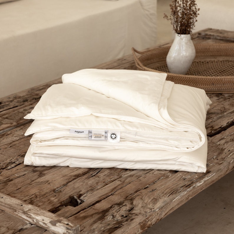 100% Mulberry Silk-filled Duvet Insert - Thumbnail 4
