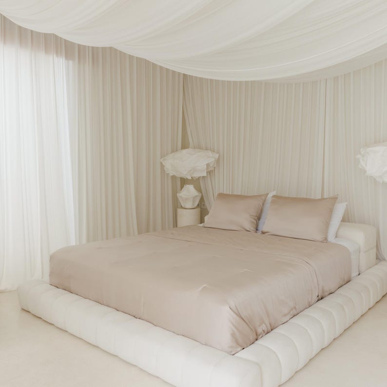 Mulberry Silk-filled Quilt With Bamboo Shell | Washable Silk Duvet ...