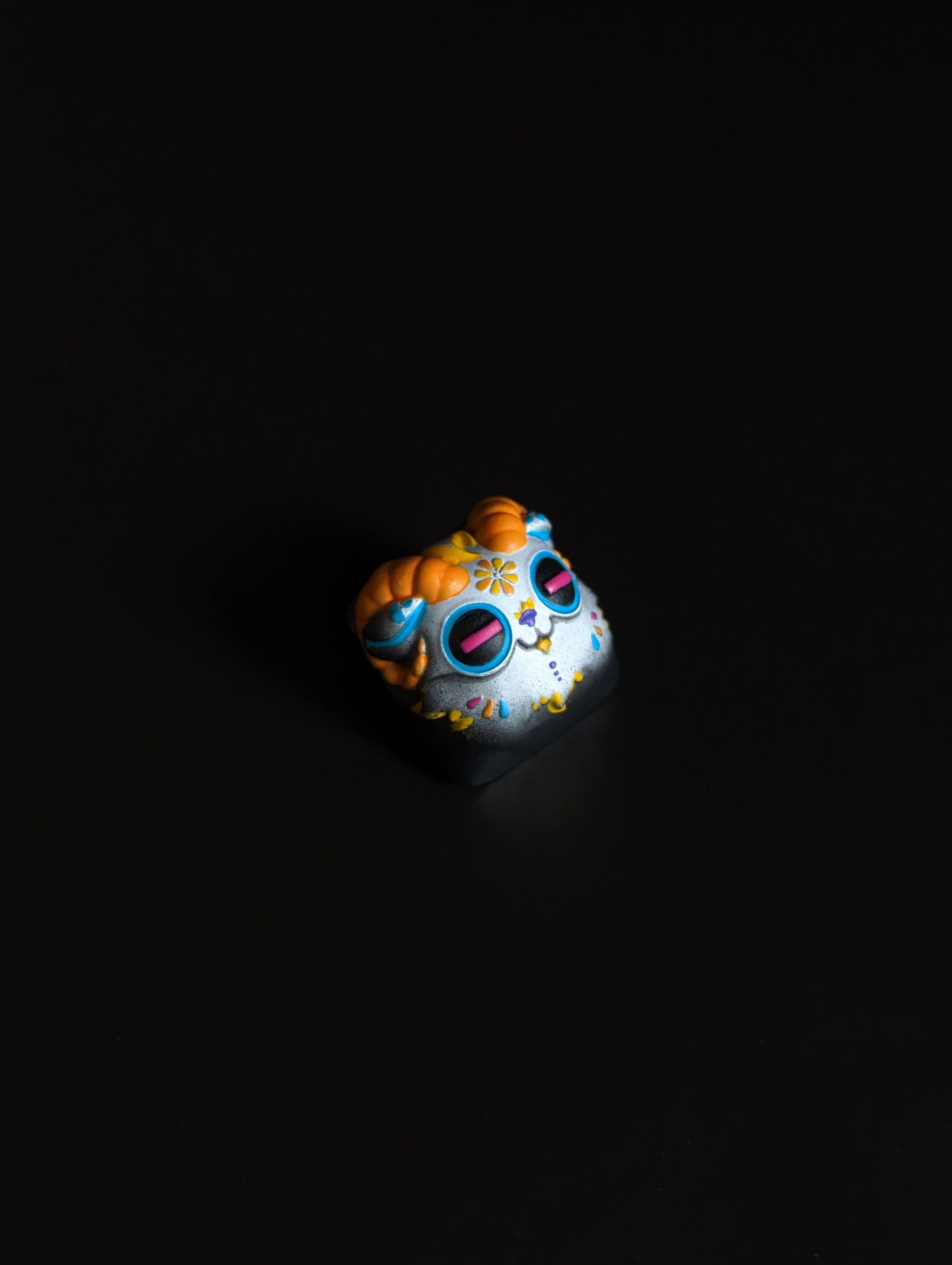 GMK Mictlán Beelzebeth, Satanic Cute Goat Resin Keycap for Mechanical Keyboards With Cherry Mx Switches, Satanic Goth Goat, Occultism Keycap