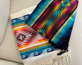 Elegance Personified: Luxurious Ecuadorian Shawl Poncho Chal