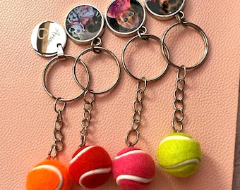 Llavero de pelota de tenis personalizado, llavero deportivo grabado, llavero de pelota de tenis con nombre personalizado, mini llavero de pelota de tenis, amigo invisible