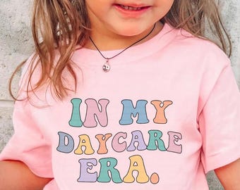Camiseta para niños pequeños de la época de la guardería, camiseta escolar floral para niña pequeña, regalo de regreso a clases para niños, camiseta Daughter Son Vibes para niña y niño.