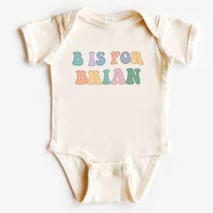 Camisa com nome retrô personalizada, presente de aniversário personalizado para crianças, jovens, bebê groovy, menina grande, moletom vintage irmão, filha e filho