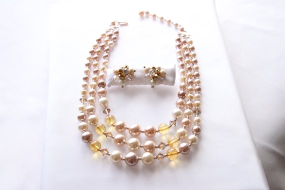 Vintage 1960's 3 Strand Faux Pearl/Crystal Neckla… - image 1