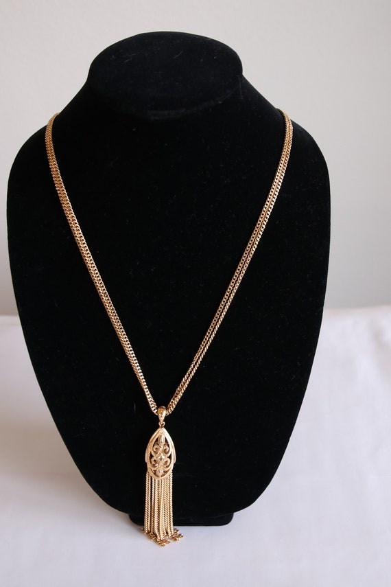 Vintage Signed Monet Gold Plated Pendant Necklace… - image 10