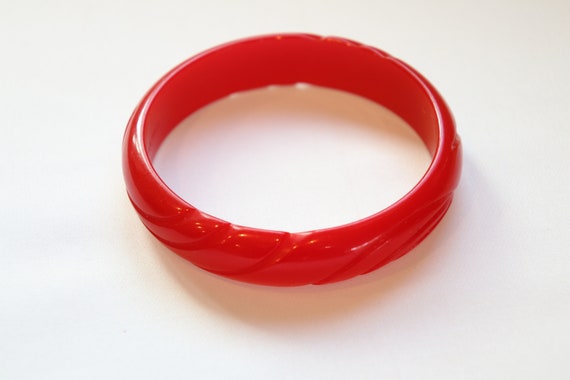 Cherry Red Bakelite Bangle Bracelet Vintage 1920s-