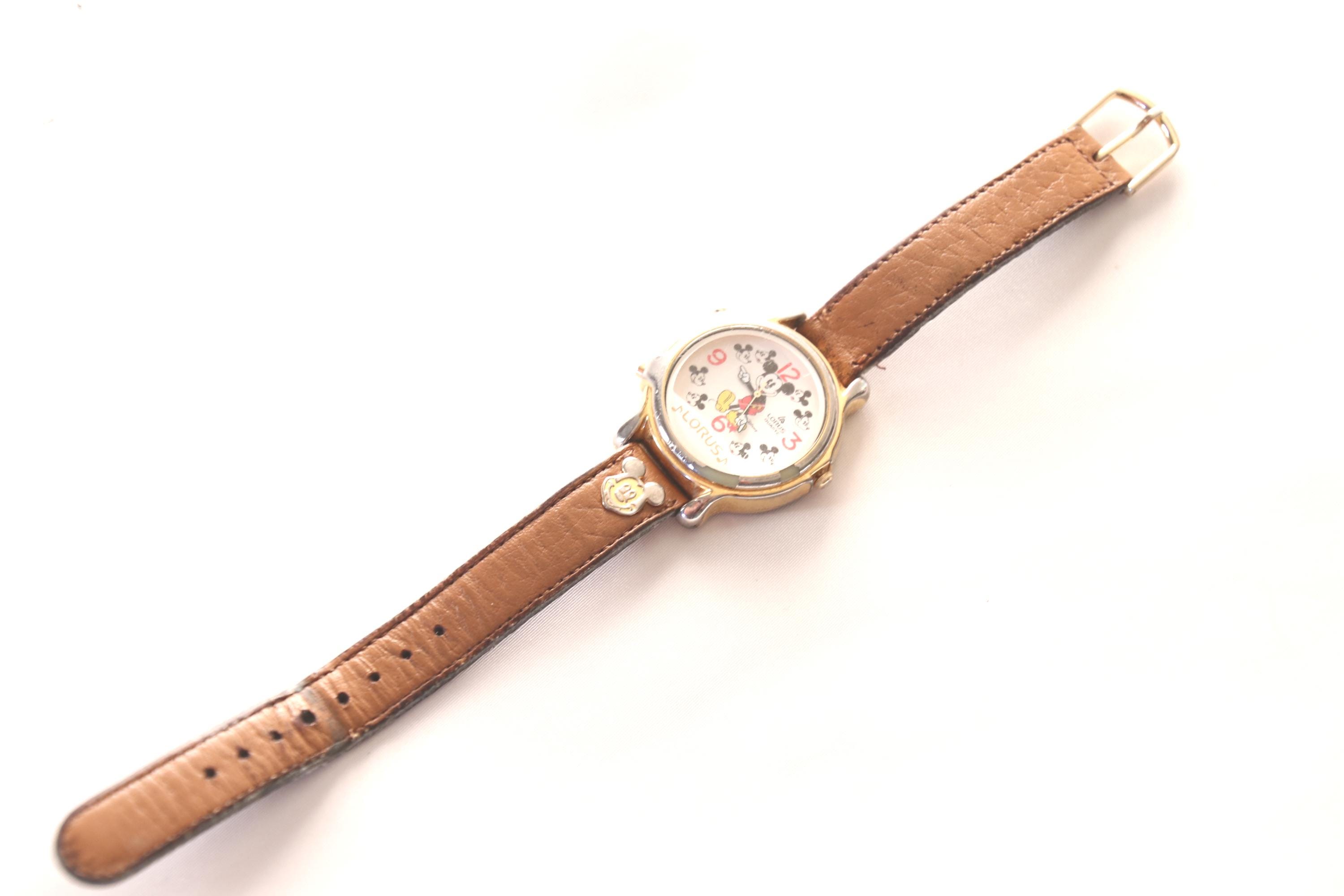 Disney Lorus Mickey Mouse Musical Melody Watch Collectible Gold-tone bezel Lorus Gold Mickey Mouse Watch - Etsy main image 3