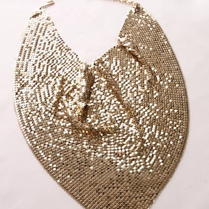 Vintage 1970&#39;s Dramatic Signed Whiting & Davis Gold Tone Metal Mesh Couture Bib Scarf Necklace