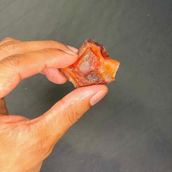 Rough Carnelian/Raw Carnelian 'GRADE A' natural stones