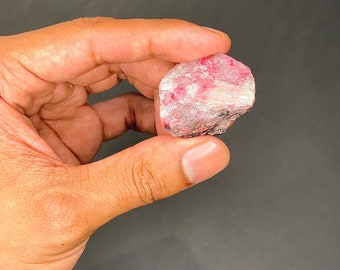 Rough Rhodonite/Raw Rhodonite 'GRADE A' natural stones