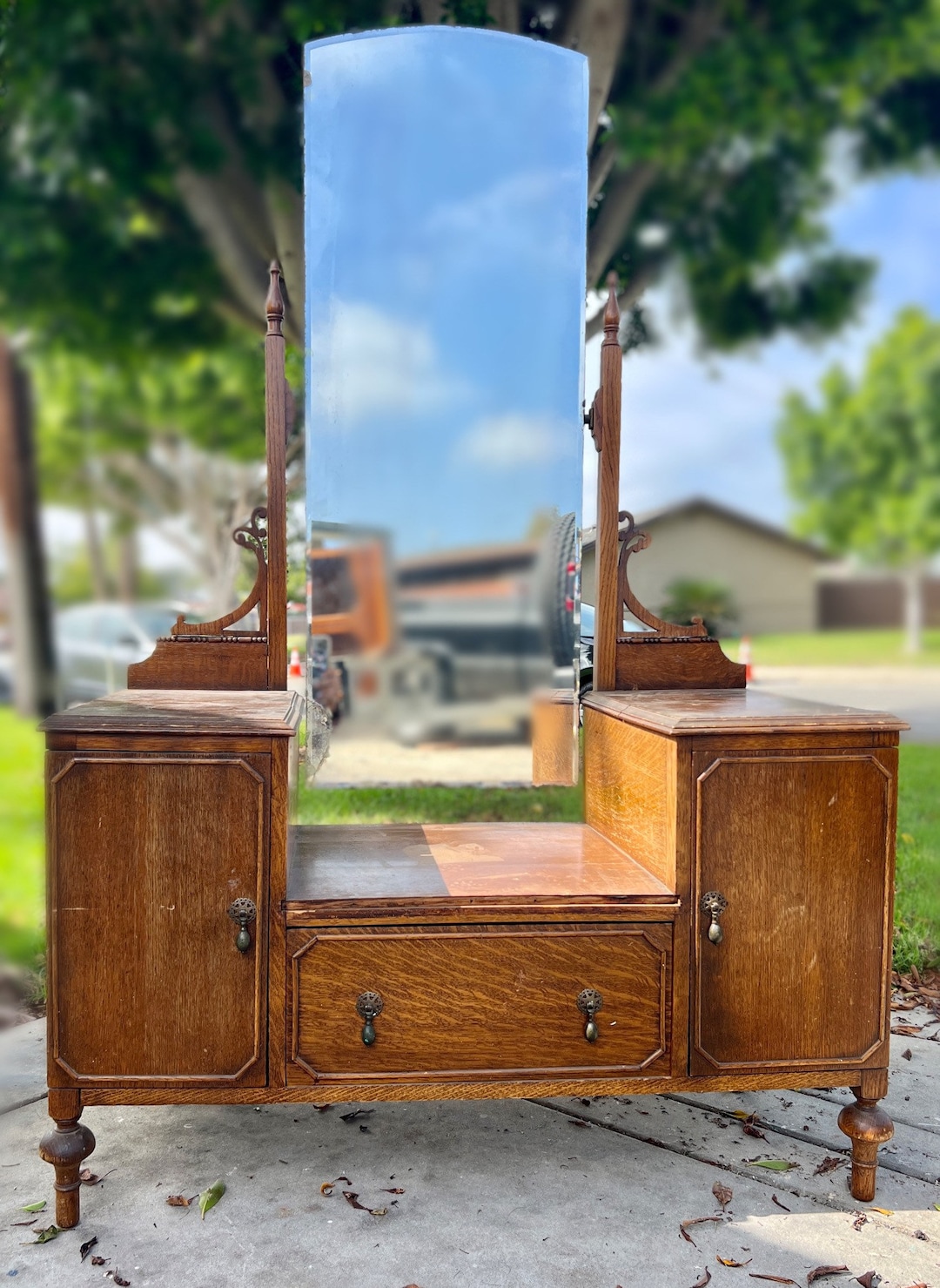 Customizable: Antique Vanity With Elongated Mirror. - Etsy