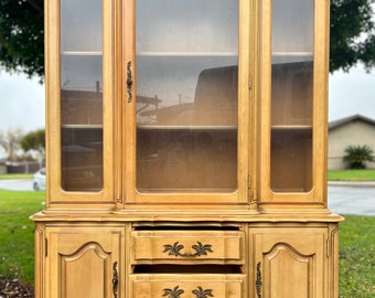 Customizable: vintage French provincial Angelus Furniture china cabinet hutch.