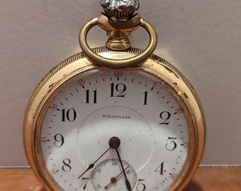¡Reloj de bolsillo Waltham Keyston del siglo XIX con caja bañada en oro y funciona!