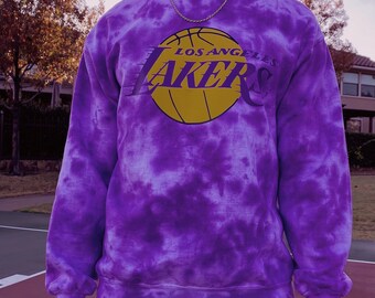 lakers sweatshirt womens