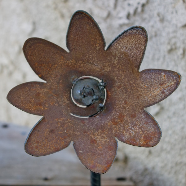 Rustic Recycled Metal 12 x 3 inch Garden Flower Stake