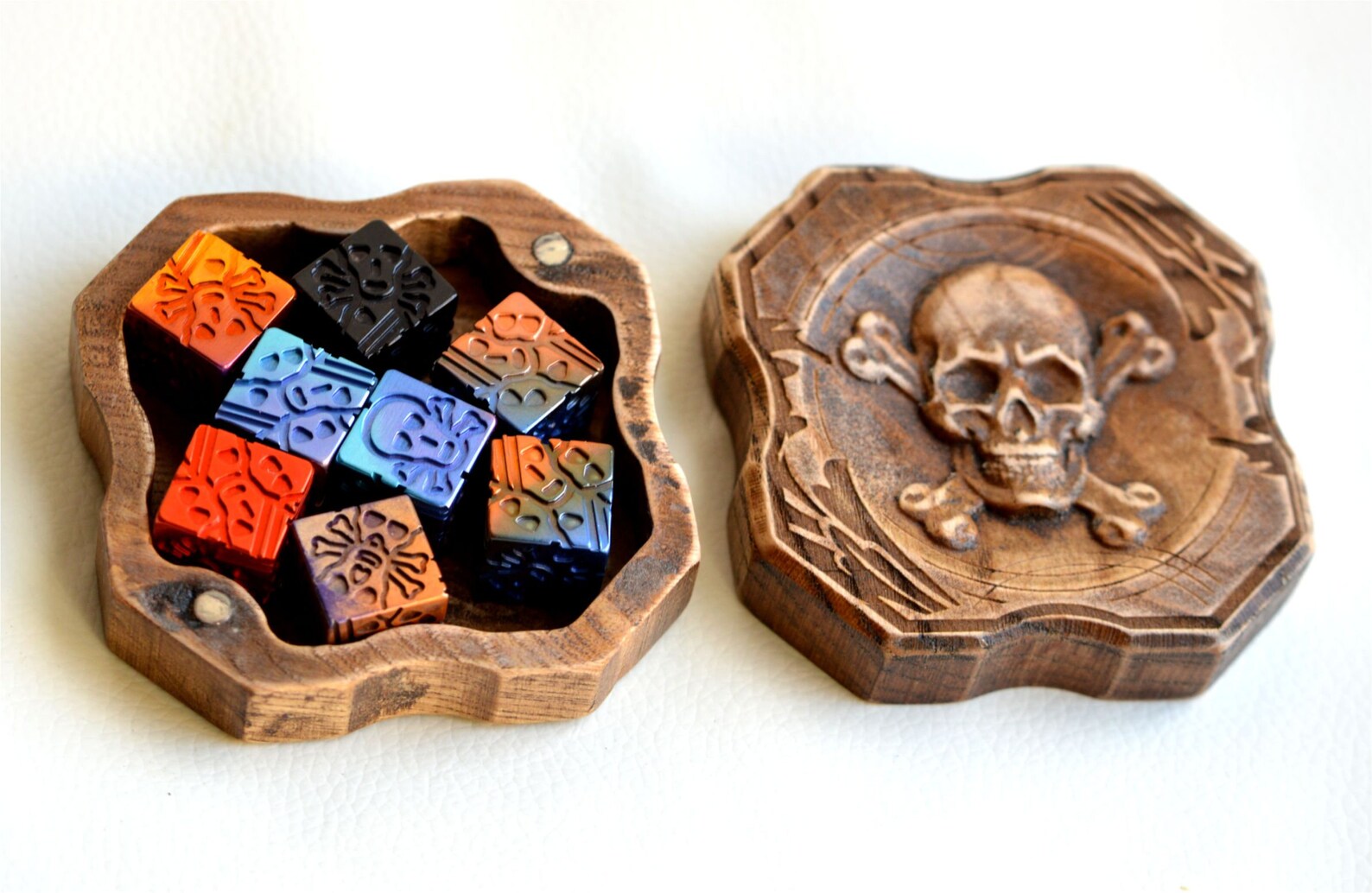 Wooden Dice Box / Exclusive Dice in 3D box / Wooden Game Set / Etsy