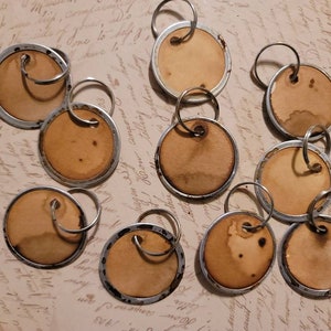 Circle tags / Antique metal rim tags / Tags for junk journaling / gift ties