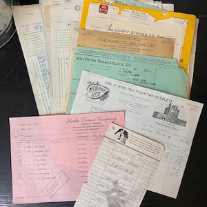 Vintage efemere bonnetjes voor apotheekreclame / efemere rommeljournaling / efemere drogisterij / lot van 30 stuks