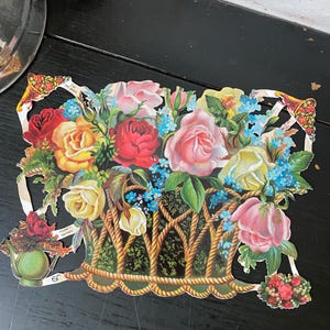 Vintage Die Cuts German Scraps / Junk Journal Supplies / Vintage ephemera / Vintage Floral Die Cuts