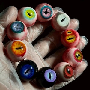 Gothic Resin Eyeball Bracelet For Men Beads Bracelet for Goth Jewelry Gift for Goth Bracelet Gift for Boyfriend Eye Bracelets Jewelry