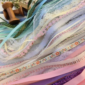 50 Metres Grab Bag of quality Ribbons, Sewing project, Junk journal, Bookmark, doll cothing,  Hair accessories, A random selection,255306KIT