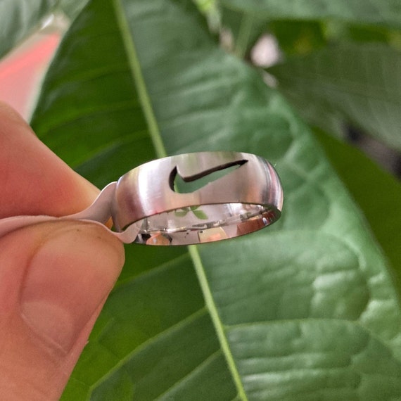 nike swoosh ring