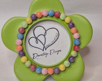 Frame, "Green Floral" inspired small bead design on a 3" diameter green frame