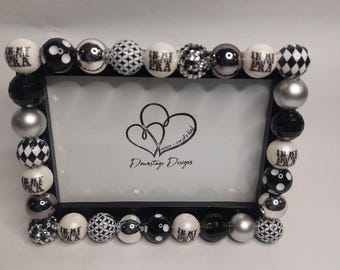 Frame, "In my Swiftie Era" Inspired large bead design on a 4x6 black frame