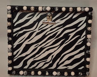 Clipboard frame, "Zebra" inspired clipboard small bead frame design