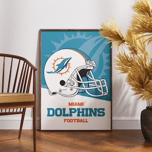 Affiche casque NFL des Dolphins de Miami - oeuvre d'art murale vintage pour les fans de football, souvenirs des Dolphins de Miami, décoration homme des cavernes, chambre sur le thème du sport