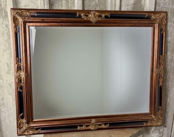 Modern Gilded & Ebonized Baroque Wall Mirror, Late 20th Century Craftsmanship and Historical Revivalism