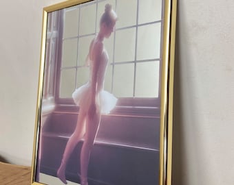 Espejo vintage Art Nouveau con bailarina: marco dorado, arte decorativo de pared
