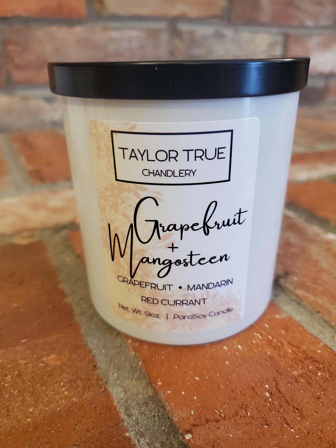 Grapefruit and Mangosteen Scented Candle Grapefruit Mandarin Red