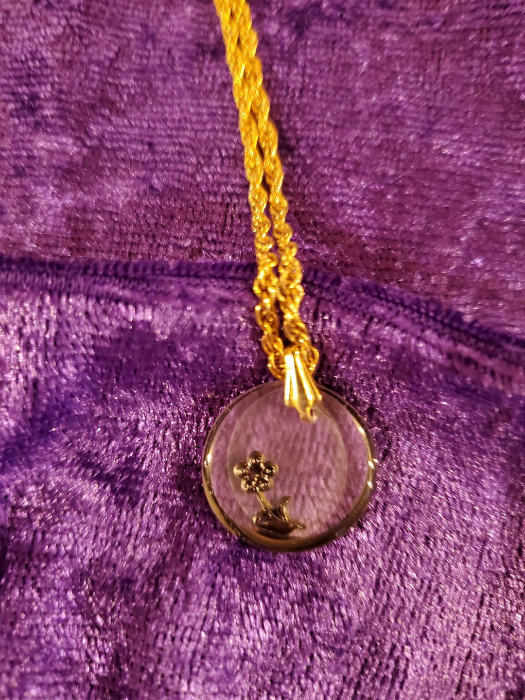 Avon Vintage Pendant Necklace/ Flower Pendant/ Gold Tone Etsy