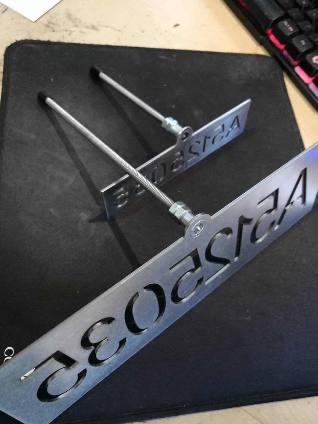 Lot 8 Pochoirs Alphabets Lettres Et Frises Plastique 18,6x5,6cm