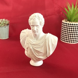 George Washington First American President - Desktop Decoration Bust Sculpture - Decorative Art Statue