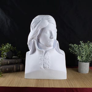 General Napoleon Bonaparte - Decorative Art Statue
