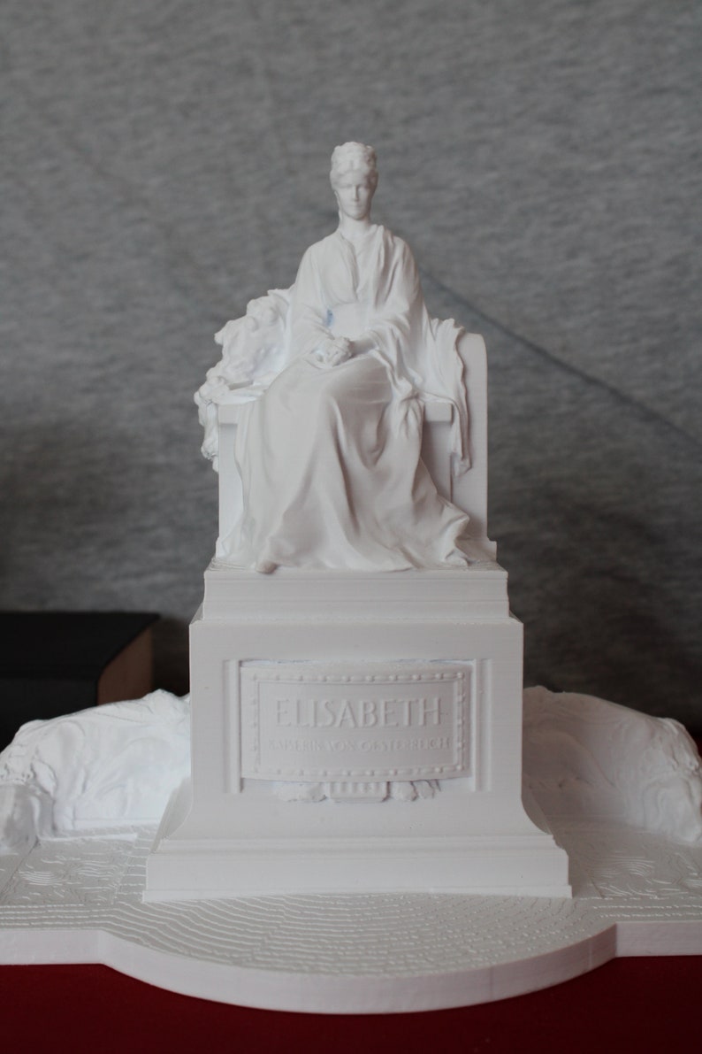 Memorial to Empress Elisabeth image 2