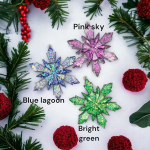 Resin sparkling color-shifting snowflake ornament imagem 4