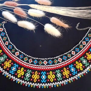 Ukrainskt traditionellt halsband Pärlhalsband Färgglatt pärlhalsband Sylyanka Fröpärlhalsband Silyanka Gerdan Boho Сhoker